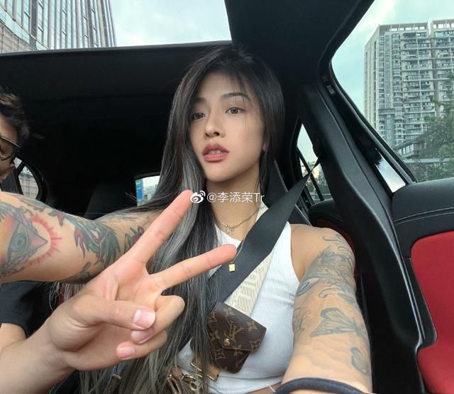 看美女尿口的网站